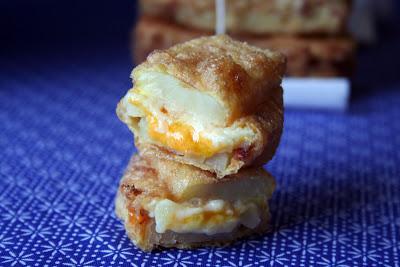 Emparedado de patata a los 3 quesos Emparedado de patata a los 3 quesos