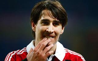 Se busca #UnequipoparaBojan