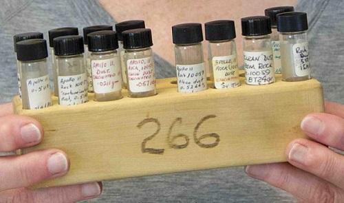 POLVOS LUNARES PERDIDOS REAPARECEN 43 AÑOS DESPUÉS