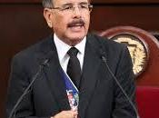 Pueblo salir masas apoyo torno electricidad.