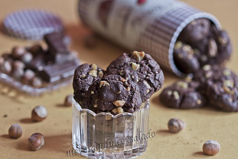 COOKIES DE FRUTOS SECOS, CHOCOLATE Y NARANJA
