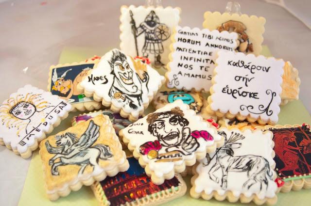 GALLETAS DECORADAS MITOLÓGICAS Y OTROS TEMAS PARA LA PROFE DE LATÍN Y GRIEGO