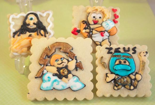 GALLETAS DECORADAS MITOLÓGICAS Y OTROS TEMAS PARA LA PROFE DE LATÍN Y GRIEGO