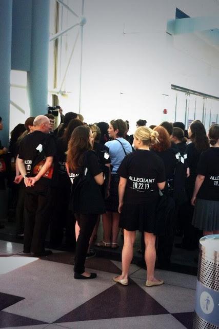 Veronica Roth en Book Expo America 2013 - Día 1