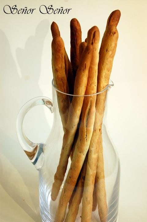 Colines crujientes de pan de pipas caseros