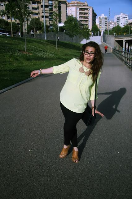 Yellow & Simply Outfit