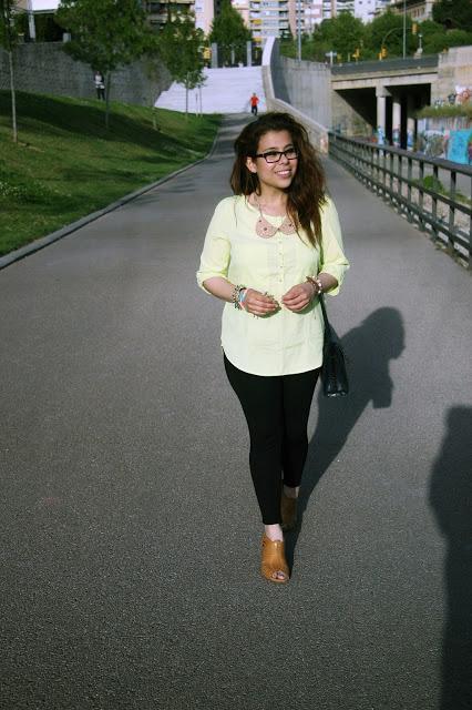 Yellow & Simply Outfit