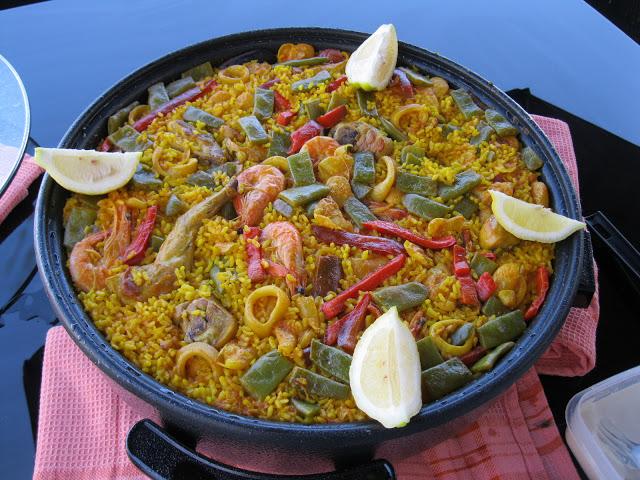 Receta Paella de carne y marisco - Paella Mixta Fácil
