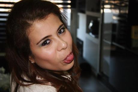 ¡Maquíllate! con productos básicos. 2 Looks ¡Maquíllate! con productos básicos. 2 Looks