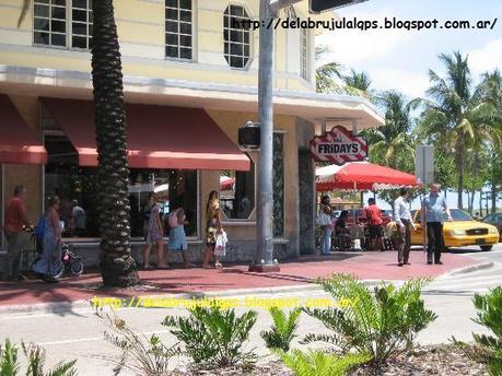 Si estás en Buenos Aires , NY , Miami busca el FRIDAY´S pedí OREO MADNESS imperdibles- Las OREO cumplieron 101años y 15 cosas que quizás no sabías de ellas