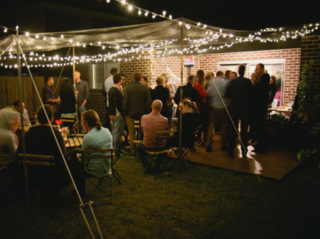 Estilismo New York en el buffet de postres de una boda tartas para bodas New York Cheesecake mesas buffets postres estilismos postres bodas estilismo new york postres estilismo new york bodas Diseño de postres y dulces decoración bufftes postres decoracion bodas