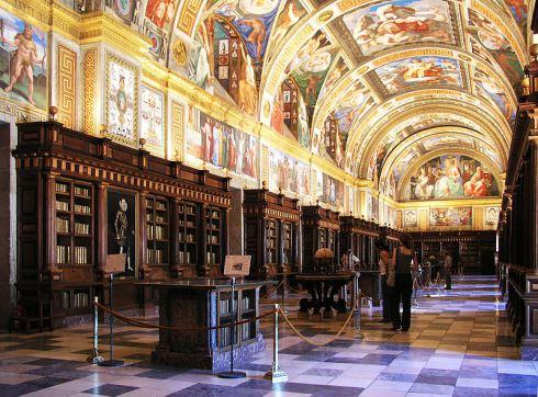 sala principal de la biblioteca del Escorial