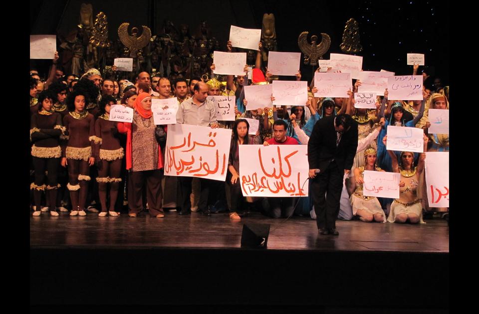 La Ópera del Cairo defiende su ballet