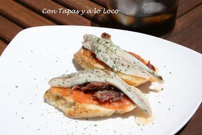 Tosta de salmorejo, jamon ibérico y boquerón...