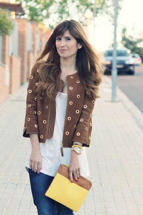 zapatos_pura_lopez-chaqueta_hoss_intropia-melena_ondas_al_agua-a_trendy_life