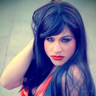 ENTREVISTA: LOLITA VERSACHE