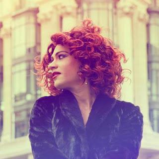 ENTREVISTA: LOLITA VERSACHE