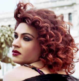 ENTREVISTA: LOLITA VERSACHE