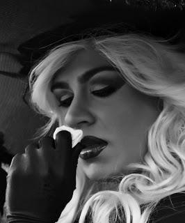 ENTREVISTA: LOLITA VERSACHE