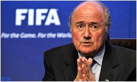 El presidente de la FIFA dice que criminalizar la homofobia es un asunto moral