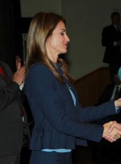 Letizia repite traje de Hugo Boss  en un acto de la ONCE en Oviedo