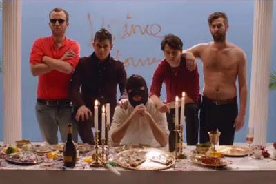Nuevos Videos de Vampire Weekend y Suede