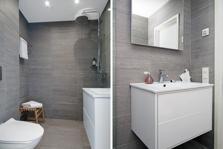 La cama en un nicho en el salón decoración pisos una habitación decoración pisos pequeños decoración ligera minimalista decoración en blanco y gris lineas rectas decoracion diseño interiores decoración diseño de interiores nórdico decoración cocinas blancas modernas blog decoración nórdica