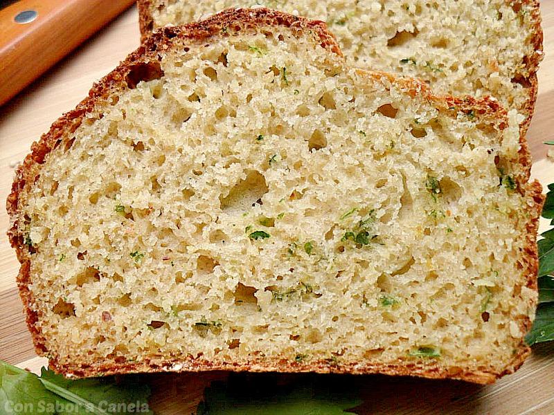 Pan de salvado de avena con cilantro