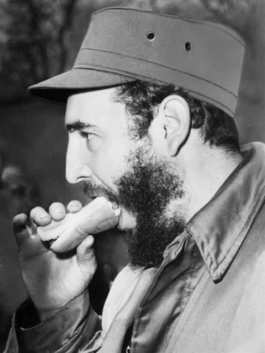 FIDEL CASTRO A LOS PIES DE LINCOLN