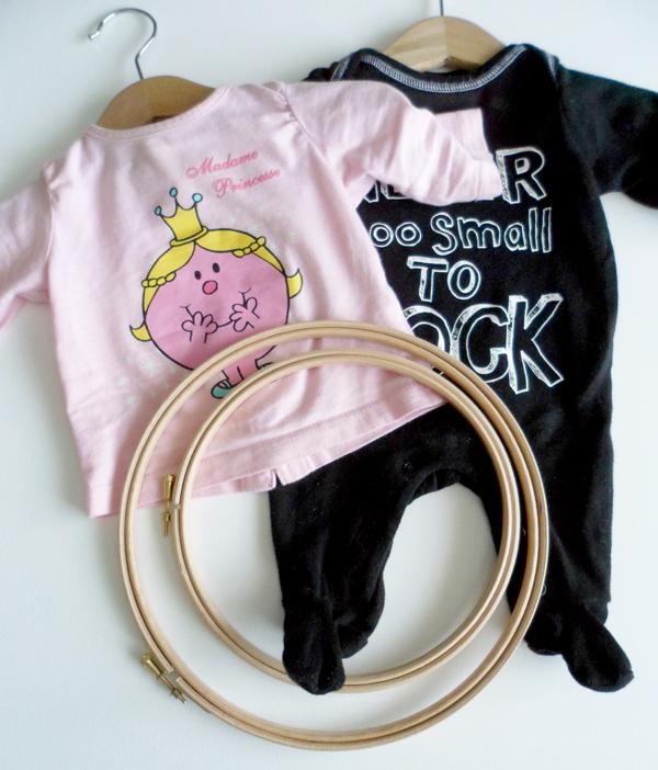 CÓMO ENMARCAR LA VIEJA ROPA DE TU BEBÉ