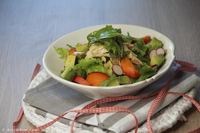 Chicken salad with avocado and apricot