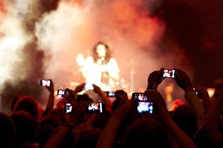 Krystian Zimerman y los celulares grabando los conciertos