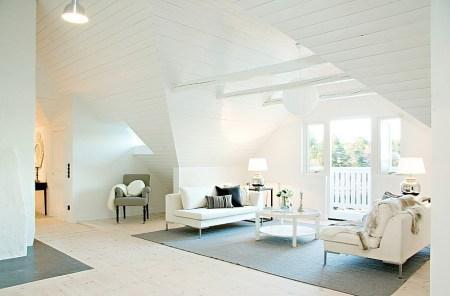salones y comedores nórdicos panelado de madera blanco estilo nórdico decoración interiores nórdico decoración escandinava decoración de verano en blanco casas de vacaciones en países nórdicos casas con vistas al mar decoración blog decoración nórdica 
