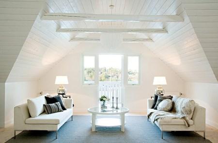 salones y comedores nórdicos panelado de madera blanco estilo nórdico decoración interiores nórdico decoración escandinava decoración de verano en blanco casas de vacaciones en países nórdicos casas con vistas al mar decoración blog decoración nórdica 