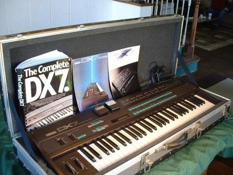 Yamaha DX7 Completo