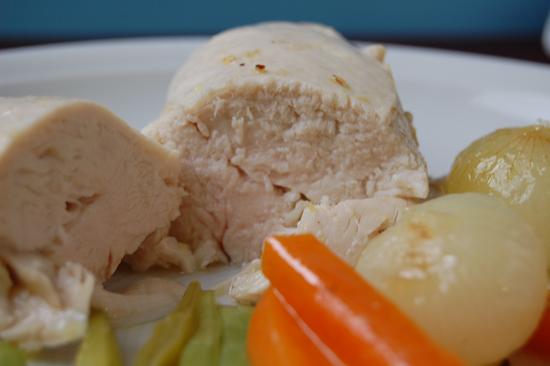 PECHUGA DE POLLO ESCABECHADA