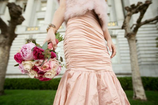 Romántica boda con una novia de color!