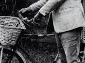 Muere escritor Sharpe