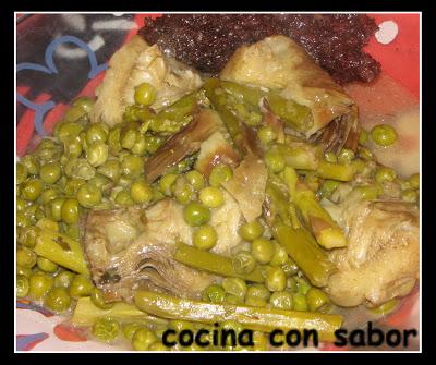 Alcachofas con guisantes estofados (Olla rápida)