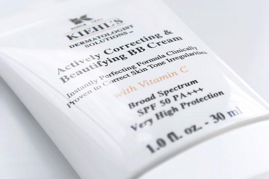 detalle Kiehl´s Actively Correcting & Beautifying BB Cream
