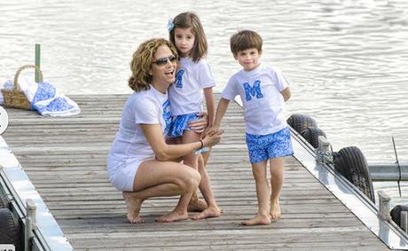 Consigue estos gorritos de playa para ti y para tu hij@ Comomami en bañador