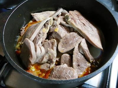 Lengua guisada