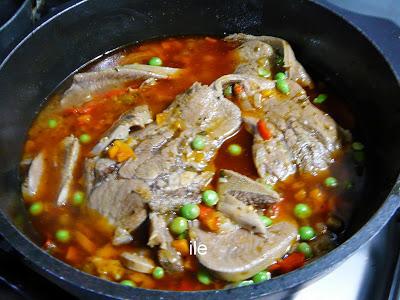 Lengua guisada