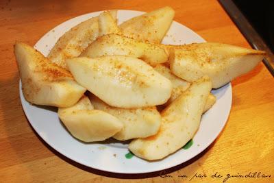 Peras a la plancha con salsa de toffee