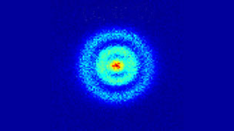 Hydrogen Atoms under Magnification: Direct Observation of the Nodal Structure of Stark States, estructura átomo de hidrógeno, órbita electrón