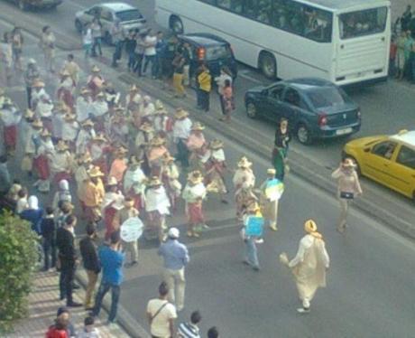 Los alumnos de Tetuán animan las calles de la ciudad