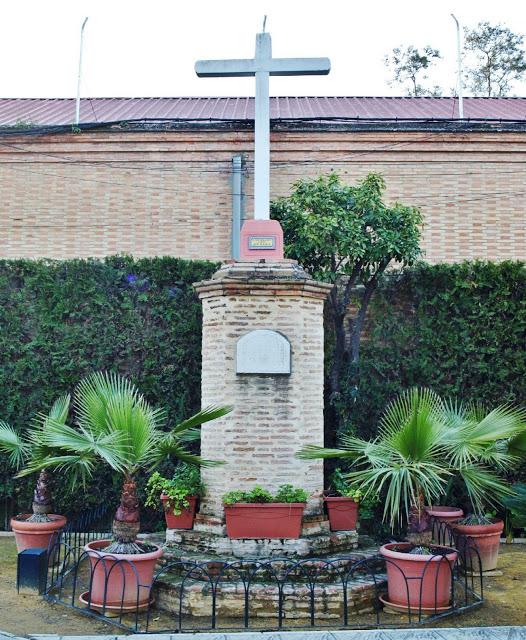 Cruz del cementerio de San Sebastián.