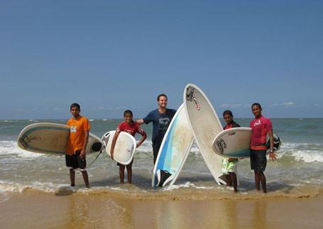 Los top 10 de niños que hacen surf1