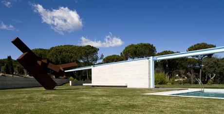 Selección de imágenes de la primera vivienda diseñada por A-cero