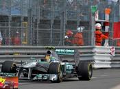 Hamilton pierde tiempo frenada